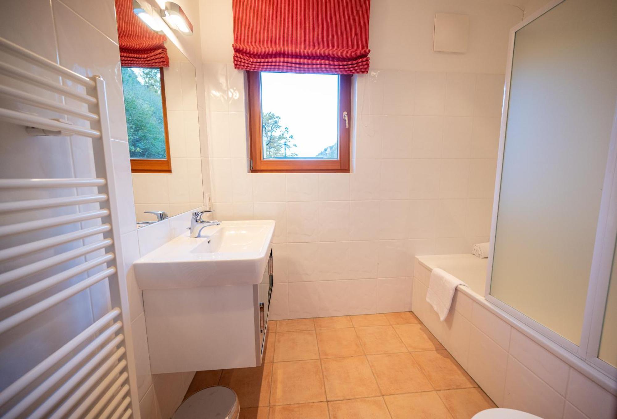 Finest Lakeside Villa Zell Am See By All In One Apartments Erlberg ภายนอก รูปภาพ